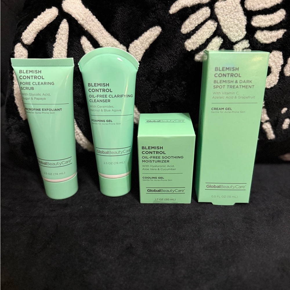 4 Piece Blemish Control Skincare Set - Picture 2 of 6
